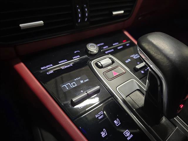 Used 2022 Porsche Cayenne S image 25