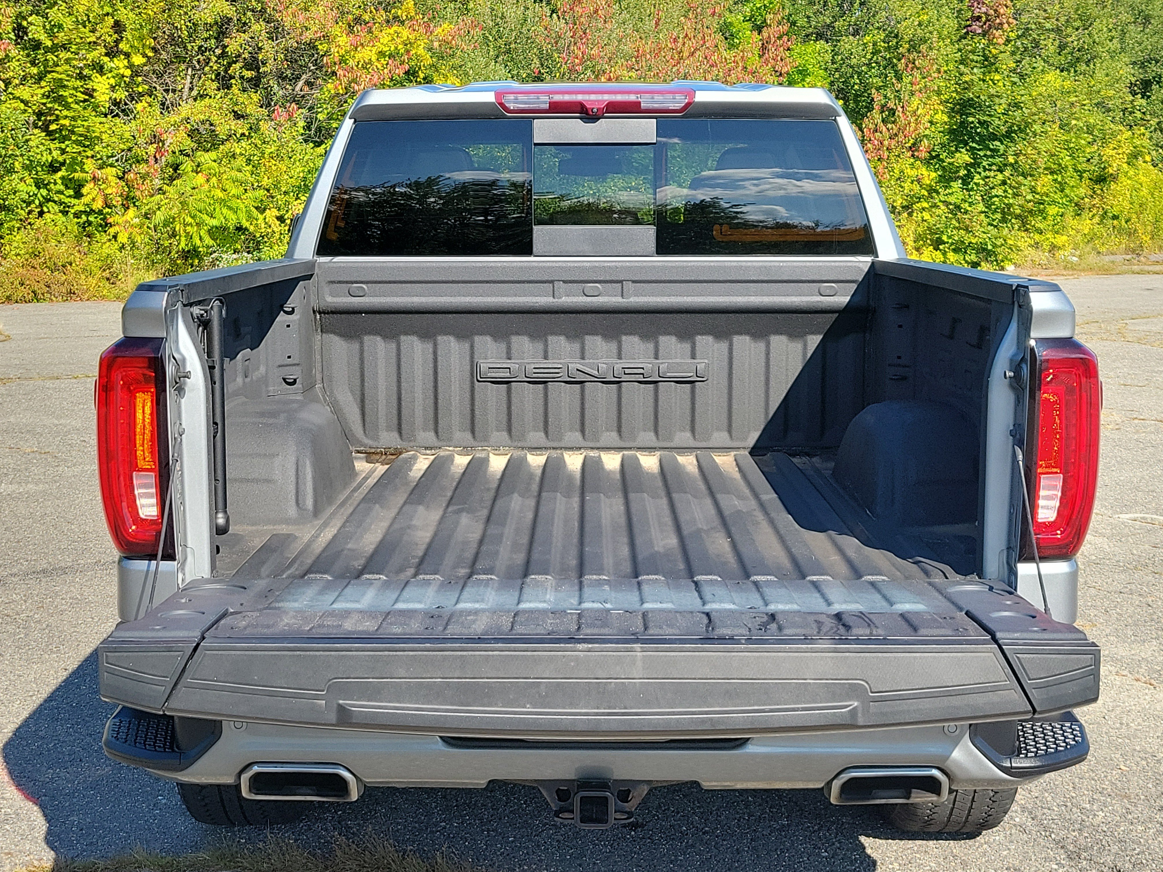 Used 2024 GMC Sierra 1500 Denali AWD/4WD image 17