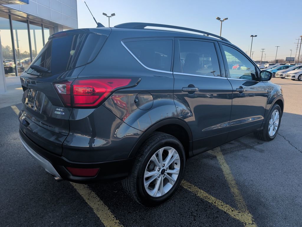 Used 2019 Ford Escape SEL image 7