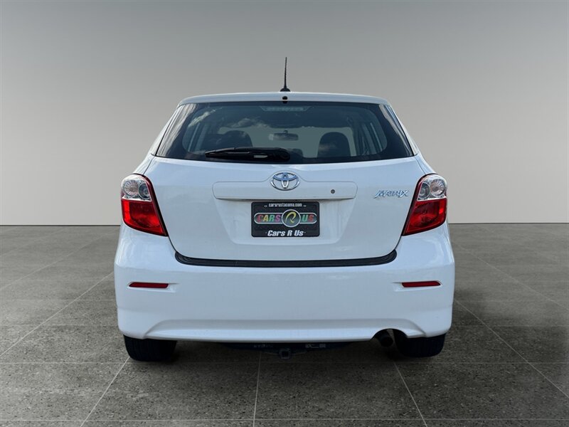 Used 2012 Toyota Matrix L FWD image 5
