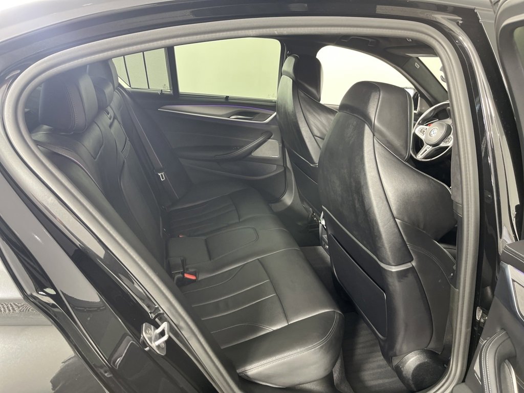 Used 2019 BMW M5 w/ Executive Package image 28