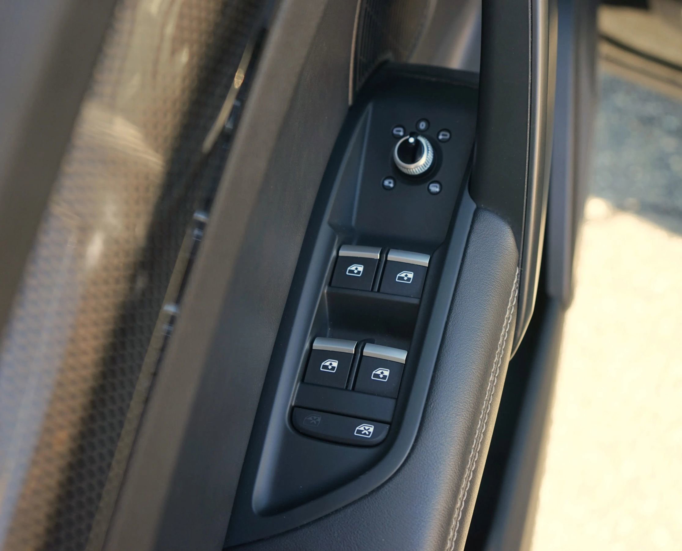 Used 2018 Audi SQ5 Premium Plus image 13