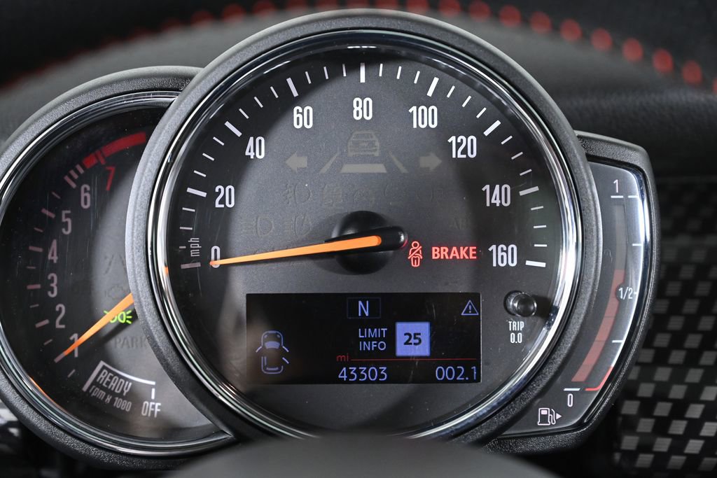 Used 2021 MINI Cooper S image 13