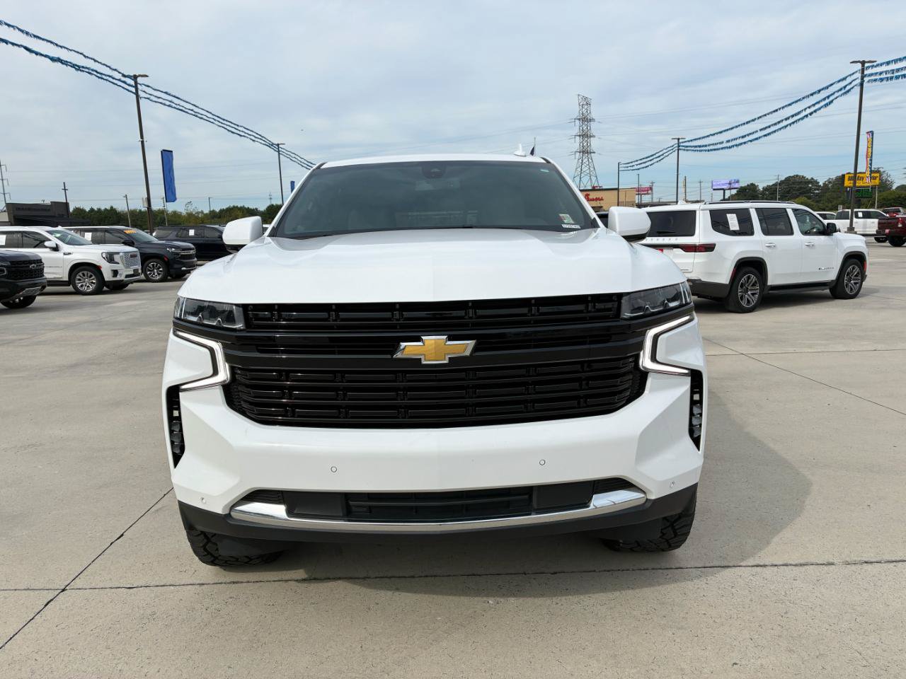 Used 2022 Chevrolet Tahoe LT AWD/4WD image 3