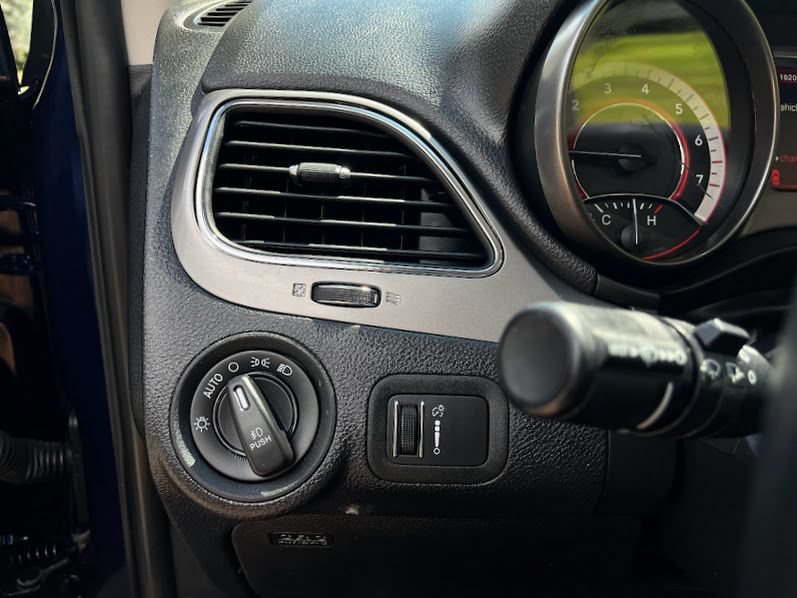 Used 2019 Dodge Journey Crossroad AWD/4WD image 11