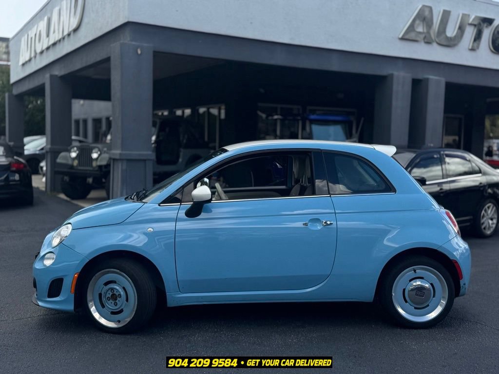 Used 2019 FIAT 500 Lounge FWD image 2