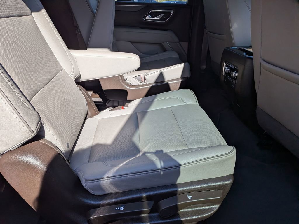Certified 2023 GMC Yukon XL SLT w/ SLT Premium Package image 28