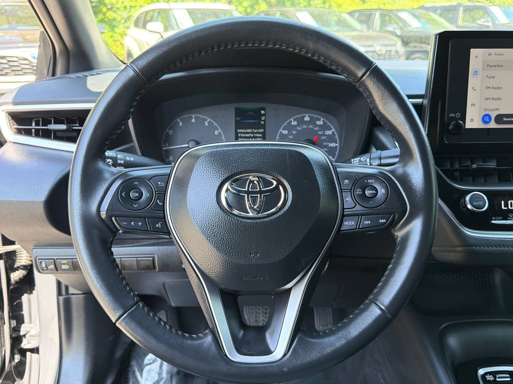 Used 2025 Toyota Corolla SE FWD image 25