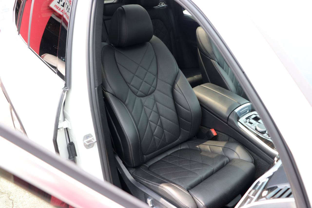 Used 2023 BMW X5 xDrive45e AWD/4WD image 14