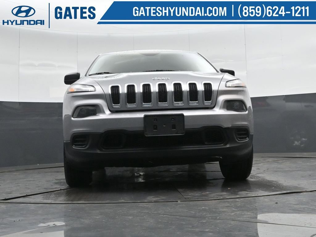 Used 2017 Jeep Cherokee Sport w/ Safety Group image 34