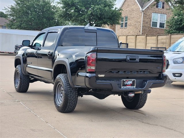 Used 2023 Toyota Tacoma TRD Off-Road AWD/4WD image 3