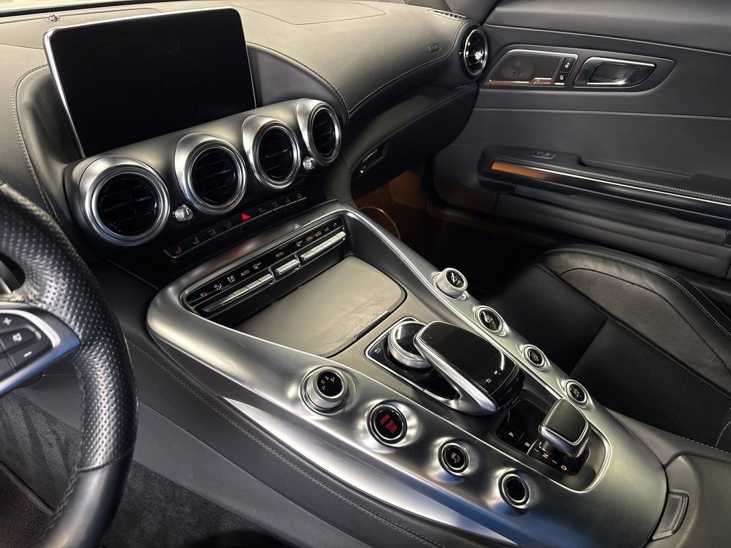 Used 2018 Mercedes-Benz AMG GT Roadster w/ Lane Tracking Package image 43