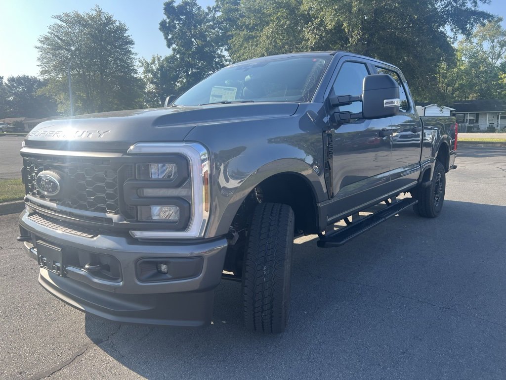 New 2026 Ford F250 XL image 3