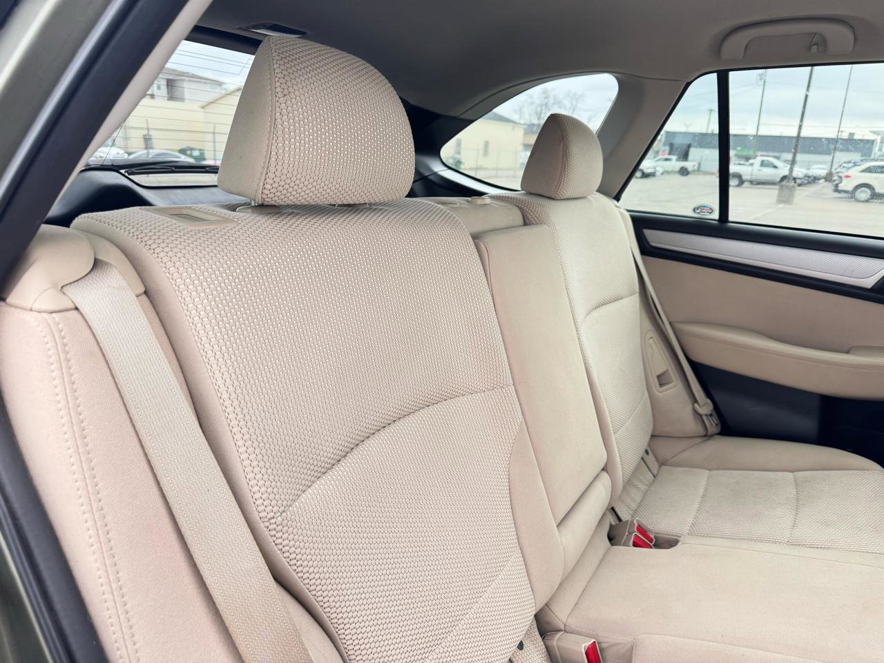 Used 2018 Subaru Outback 2.5i Premium image 20