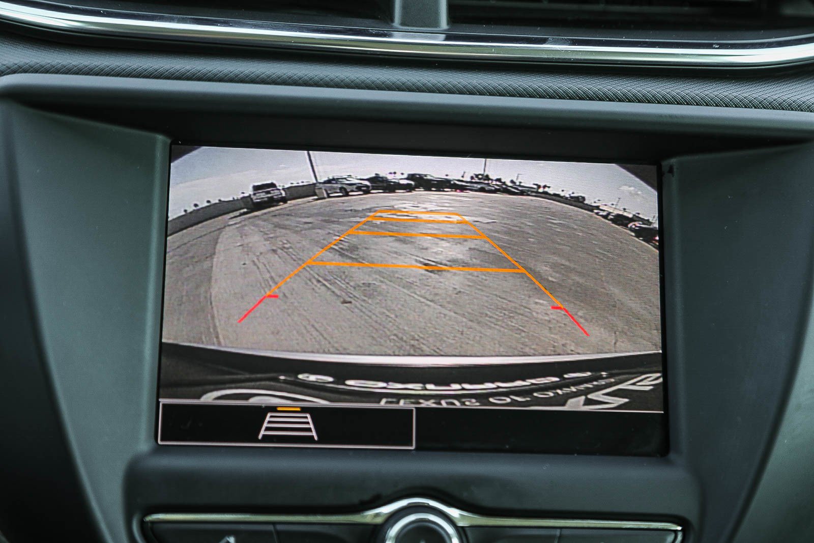 Used 2023 Chevrolet TrailBlazer LT FWD image 23