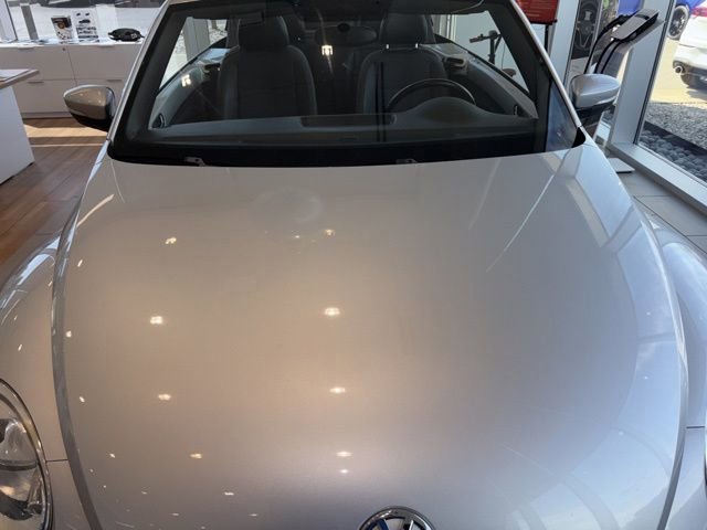 Used 2014 Volkswagen Beetle 2.5 image 11