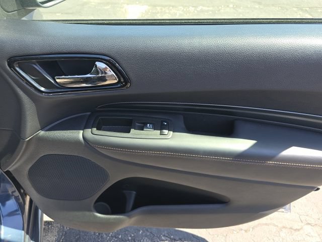 Used 2021 Dodge Durango R/T w/ Technology Group AWD/4WD image 38