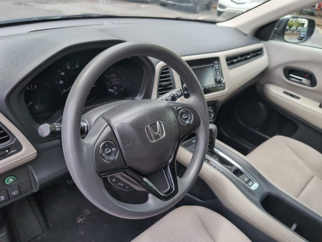 Used 2017 Honda HR-V LX image 8