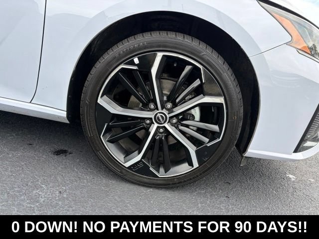 Used 2025 Nissan Altima 2.5 SR FWD image 8