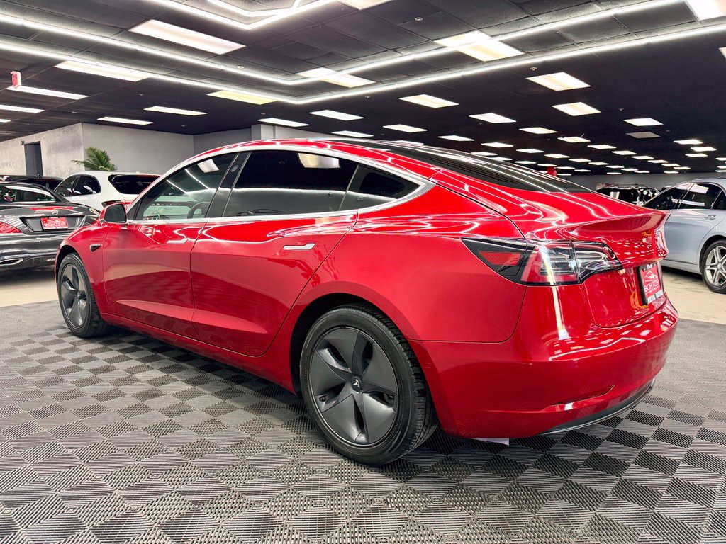 Used 2019 Tesla Model 3 Standard Range RWD image 9