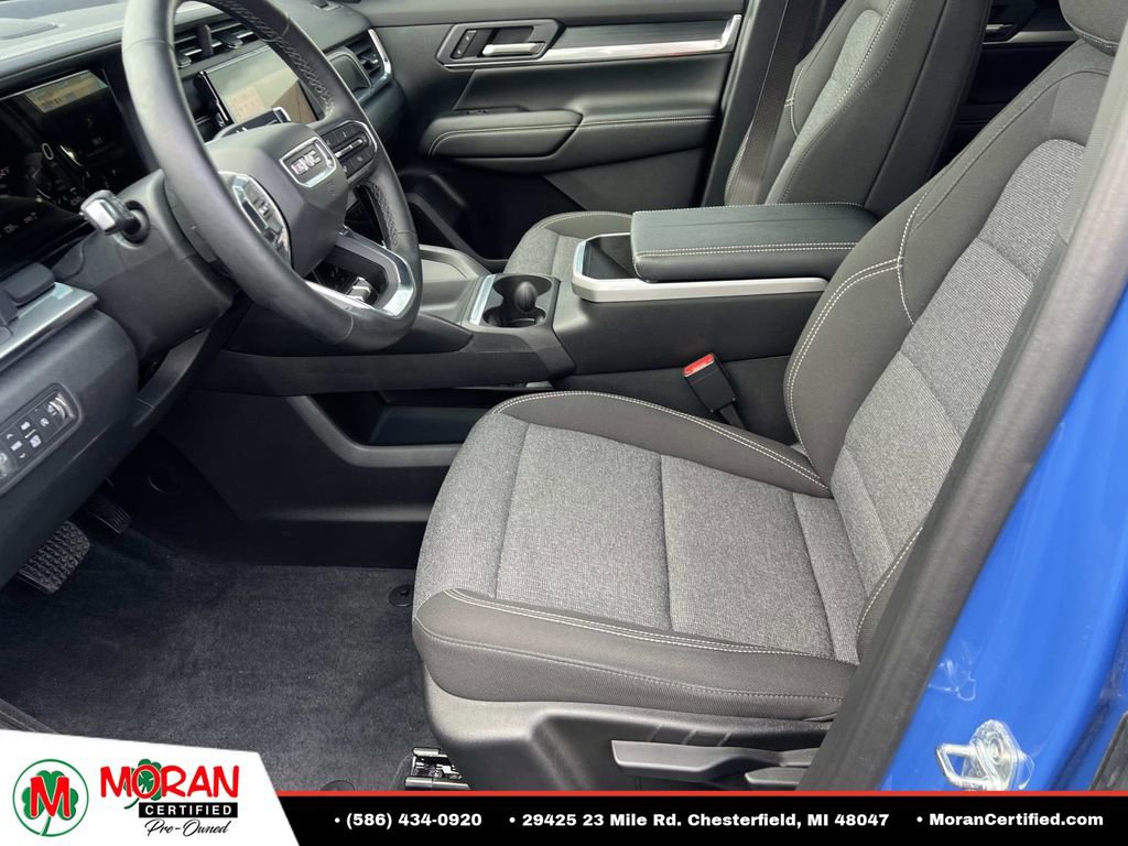 Used 2025 GMC Terrain Elevation AWD/4WD image 16