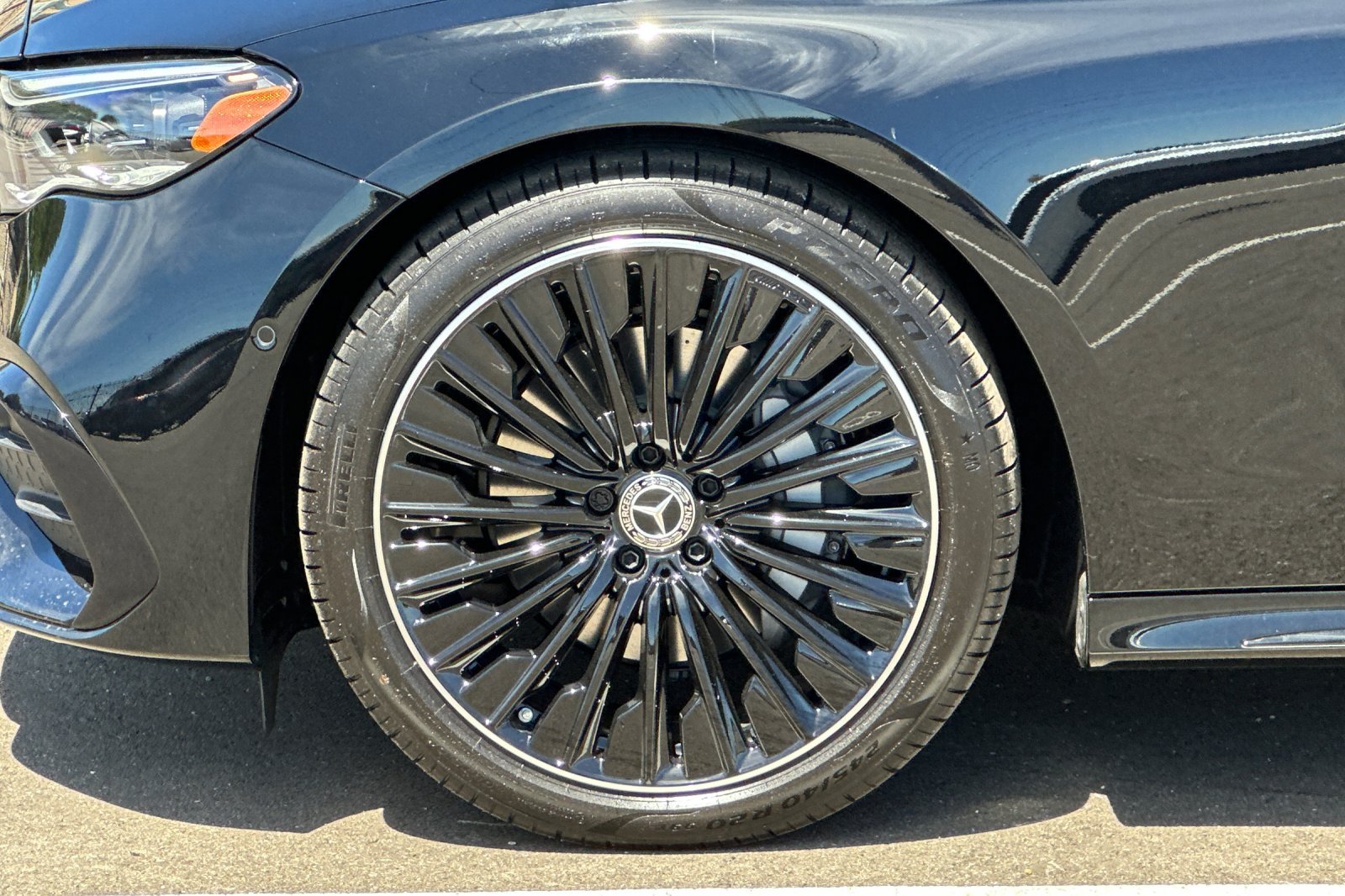 New 2026 Mercedes-Benz E 350 4MATIC Sedan image 25