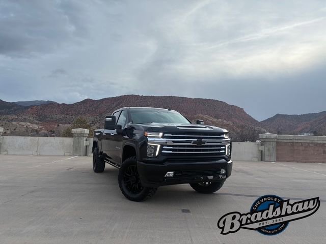 Used 2023 Chevrolet Silverado 2500 High Country w/ Z71 Off-Road Package image 2