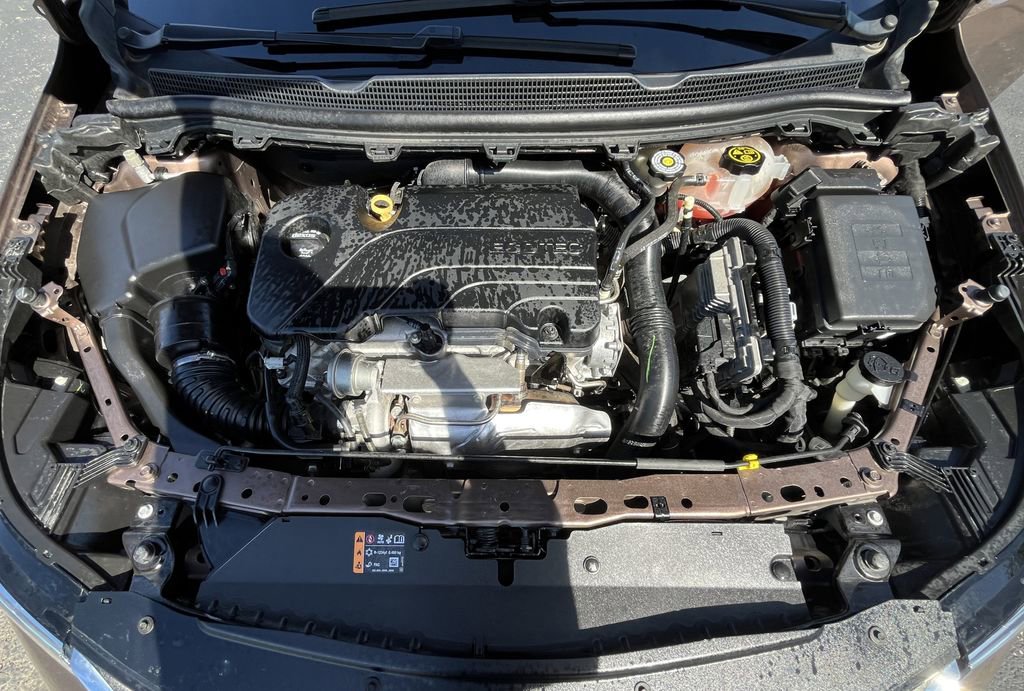 Used 2019 Chevrolet Cruze LS FWD image 8