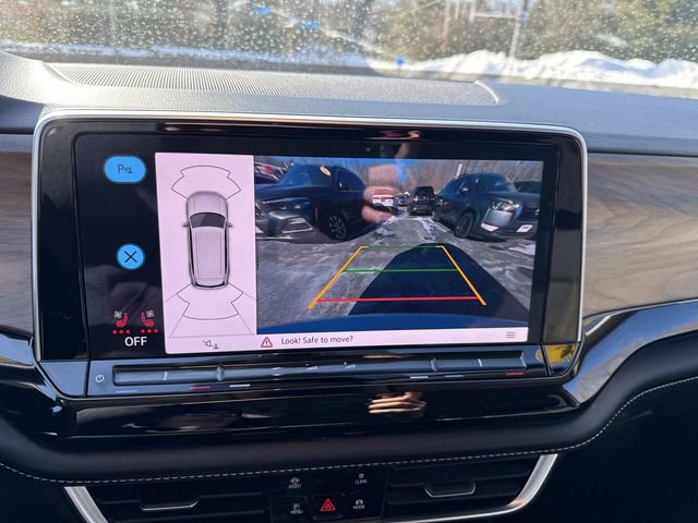 Used 2024 Volkswagen Atlas SE image 26