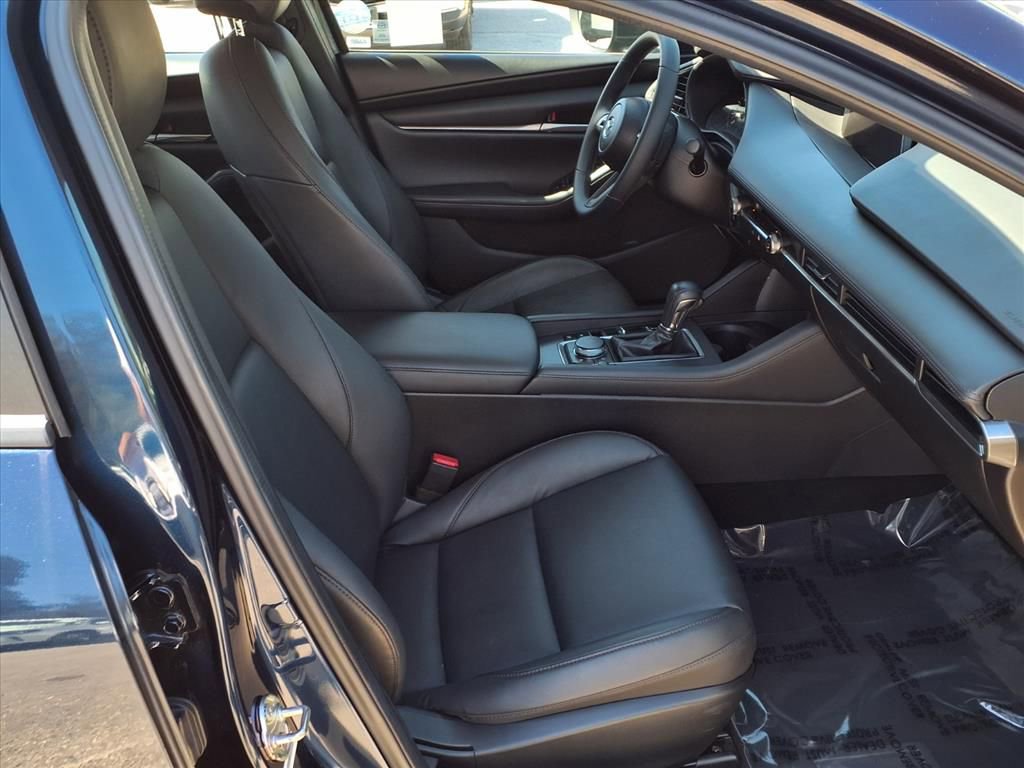 Certified 2022 MAZDA MAZDA3 s image 24