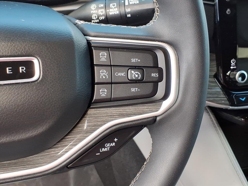 Used 2022 Jeep Wagoneer Series II image 21