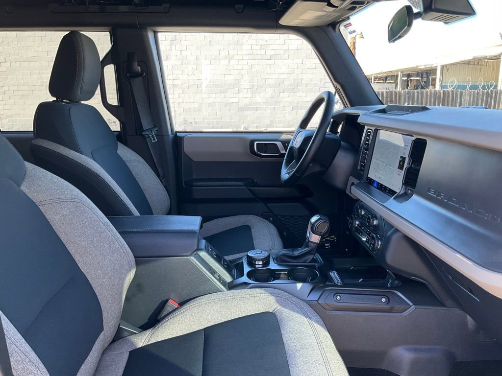 Used 2025 Ford Bronco Big Bend image 44