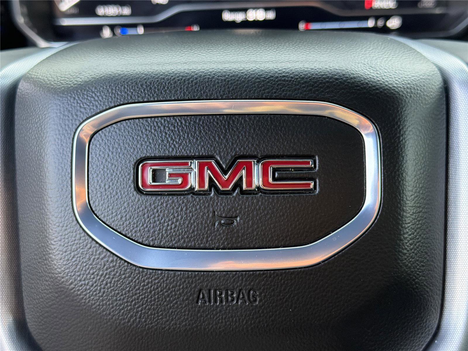 Used 2025 GMC Sierra 1500 SLT image 25