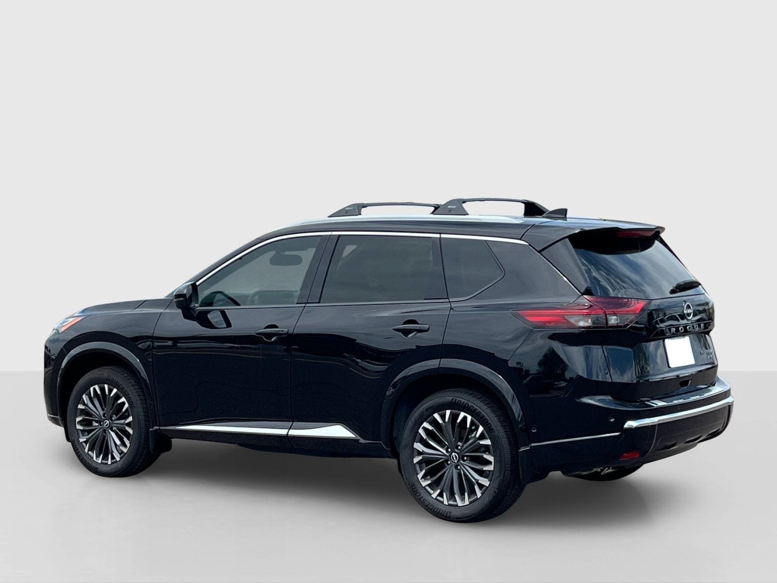New 2026 Nissan Rogue Platinum w/ Platinum Premium Package AWD/4WD image 3