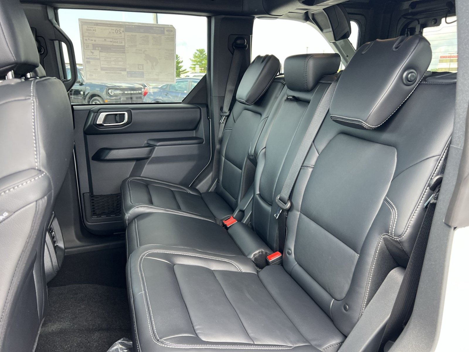 New 2026 Ford Bronco Outer Banks AWD/4WD image 24