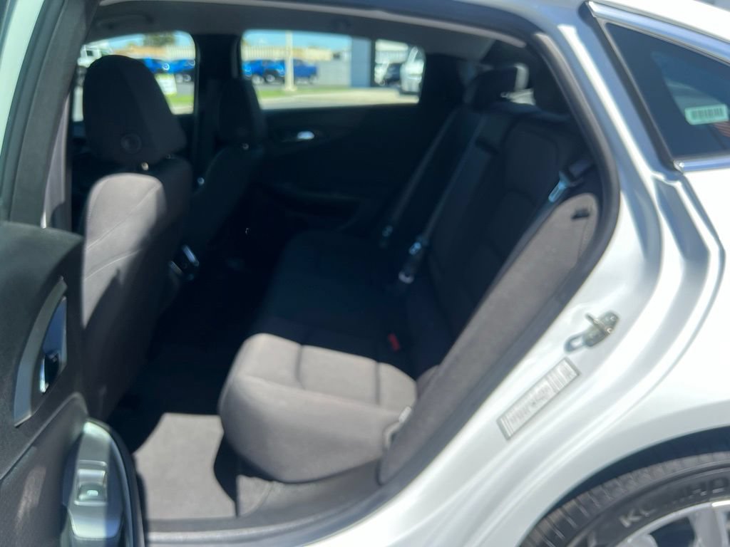 Used 2023 Chevrolet Malibu LT FWD image 27