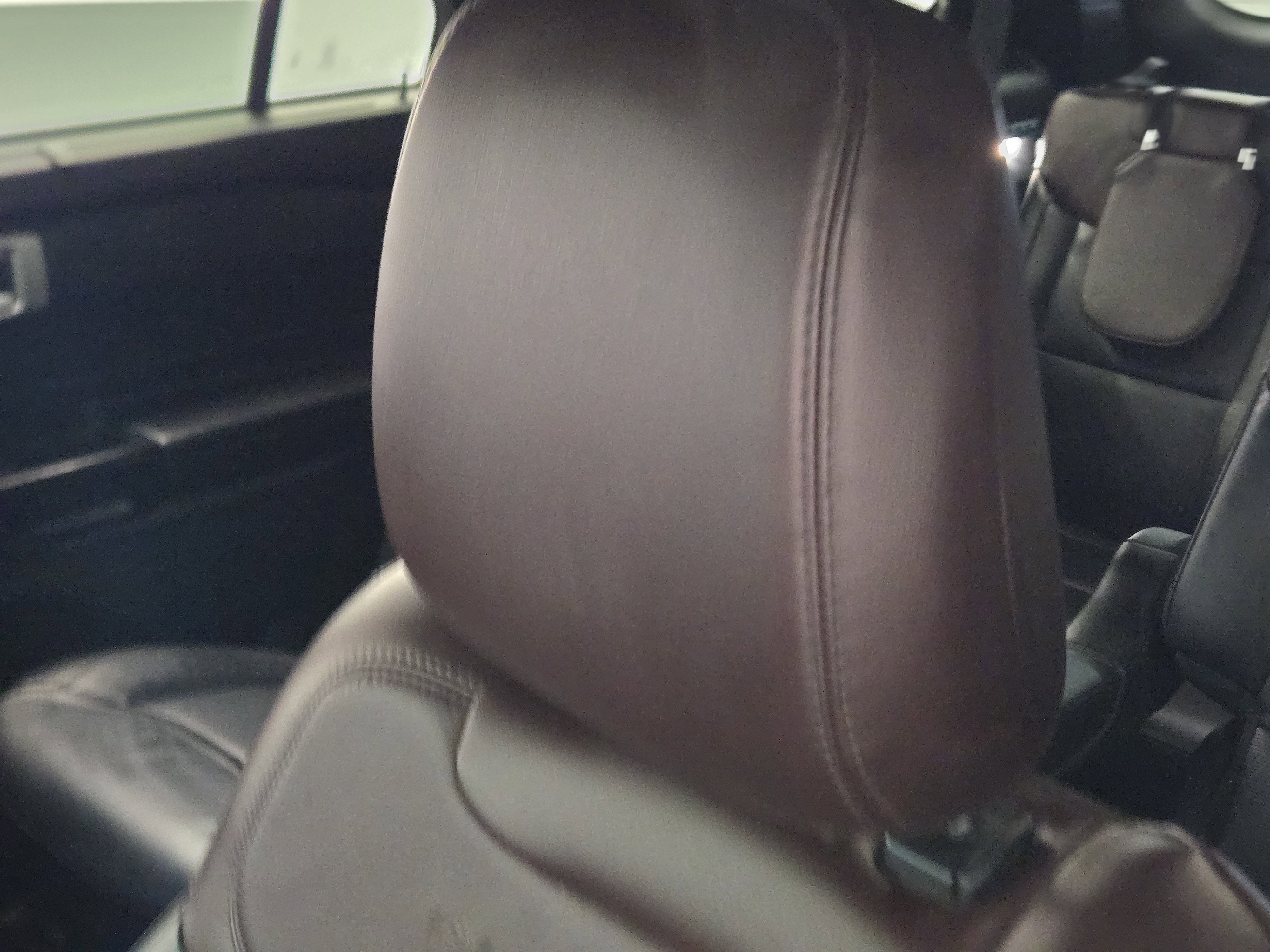 Used 2023 Ford Explorer Platinum AWD/4WD image 13