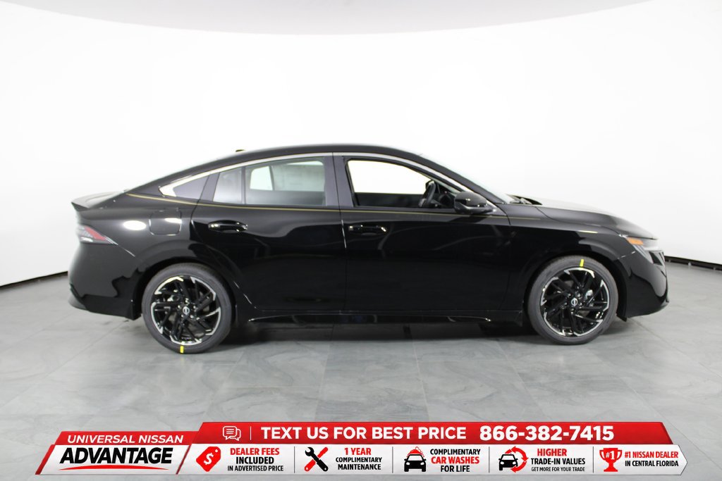 New 2026 Nissan Sentra SR w/ SR Premium Package FWD image 12