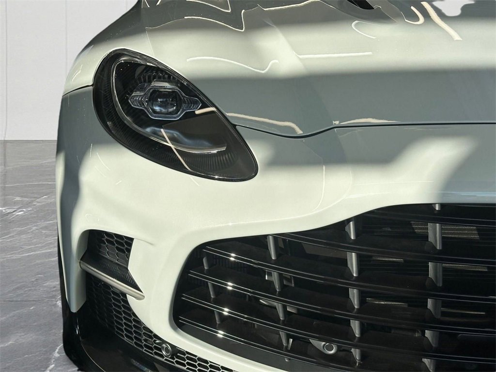 New 2026 Aston Martin DBX 707 image 15