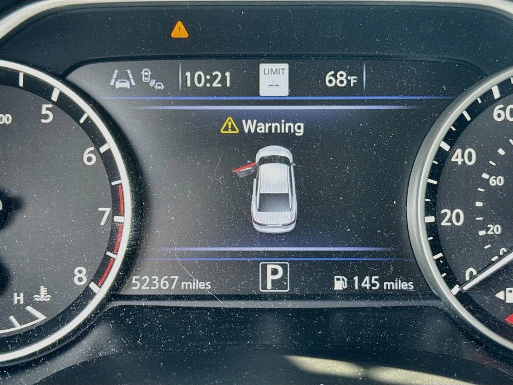 Used 2019 Nissan Maxima Platinum w/ Sport Mat Group FWD image 12