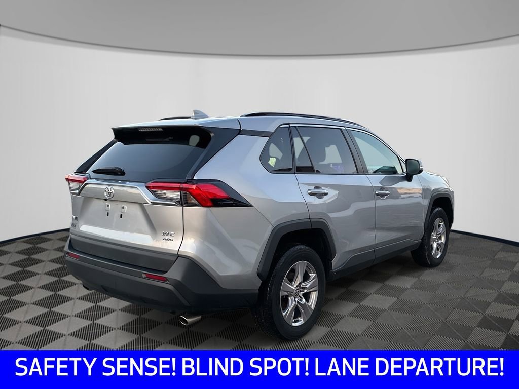 Used 2023 Toyota RAV4 XLE image 7
