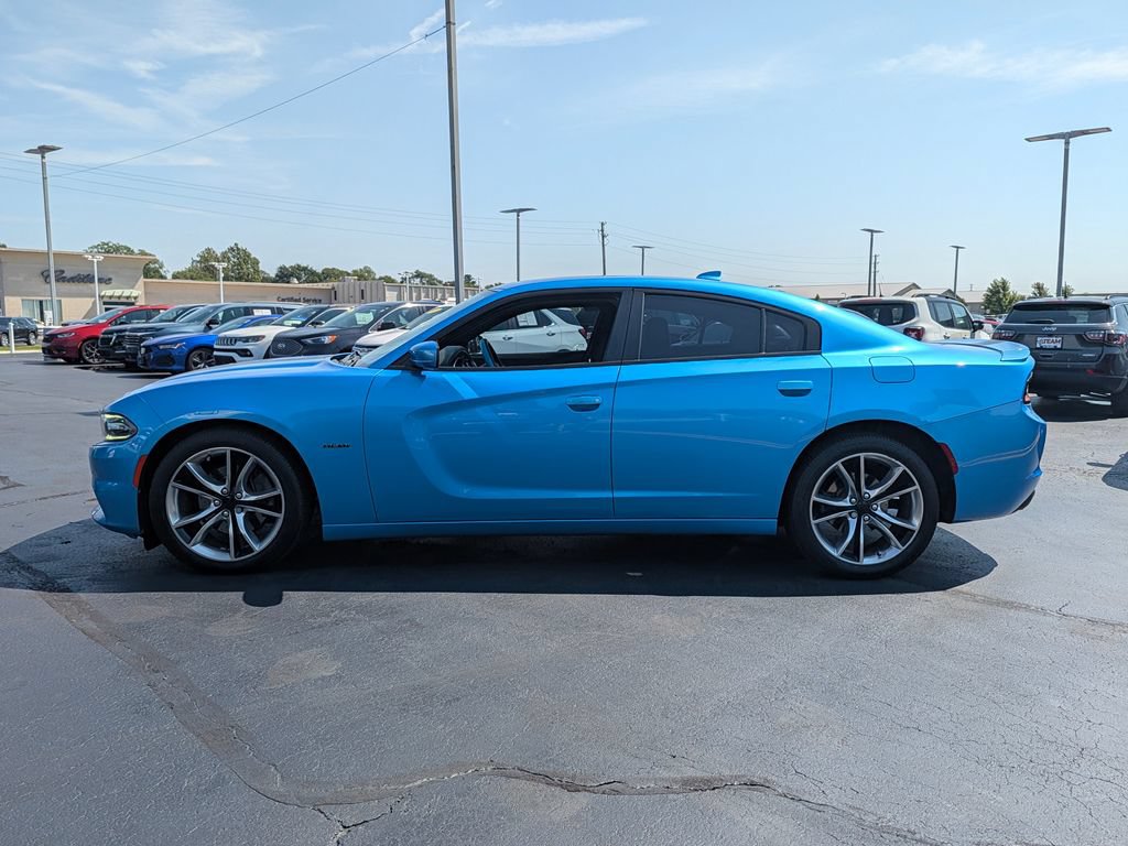 Used 2016 Dodge Charger R/T RWD image 3