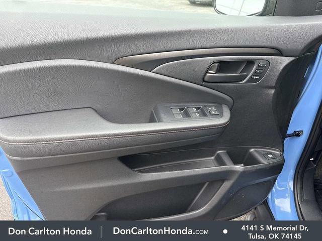 Used 2025 Honda Ridgeline TrailSport image 9