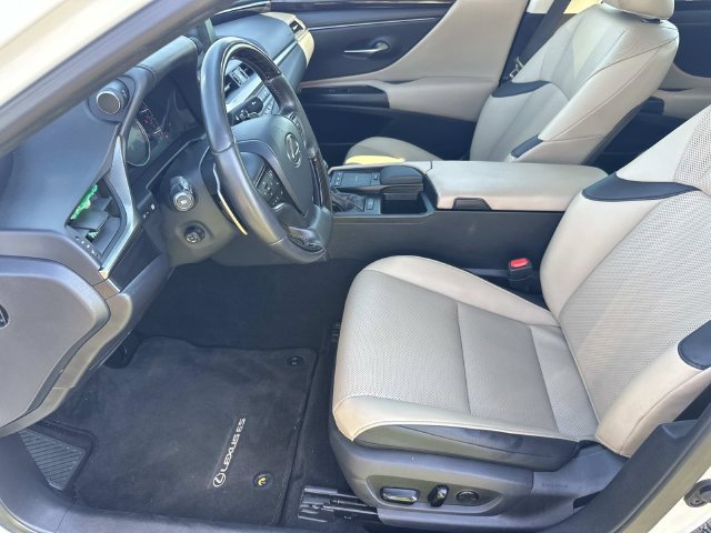 Used 2021 Lexus ES 250 w/ Premium Package AWD/4WD image 19