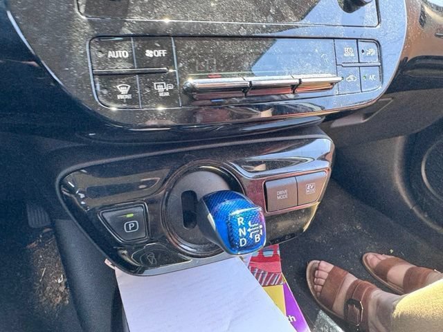 Used 2019 Toyota Prius XLE FWD image 13