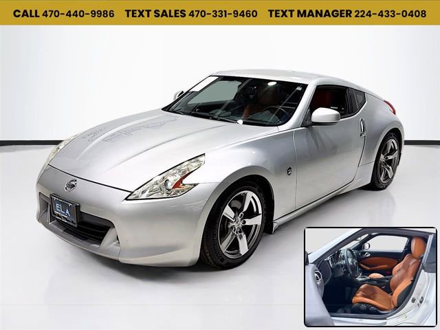 Used 2009 Nissan 370Z Touring image 1