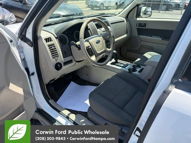 Used 2009 Ford Escape XLT FWD image 13