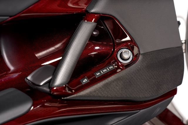 Used 2021 Ferrari 812 GTS RWD image 65