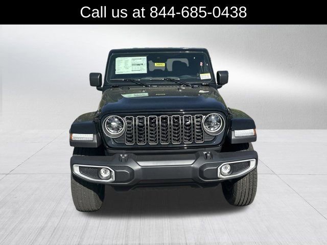 New 2025 Jeep Gladiator Sport w/ Premium Package image 4