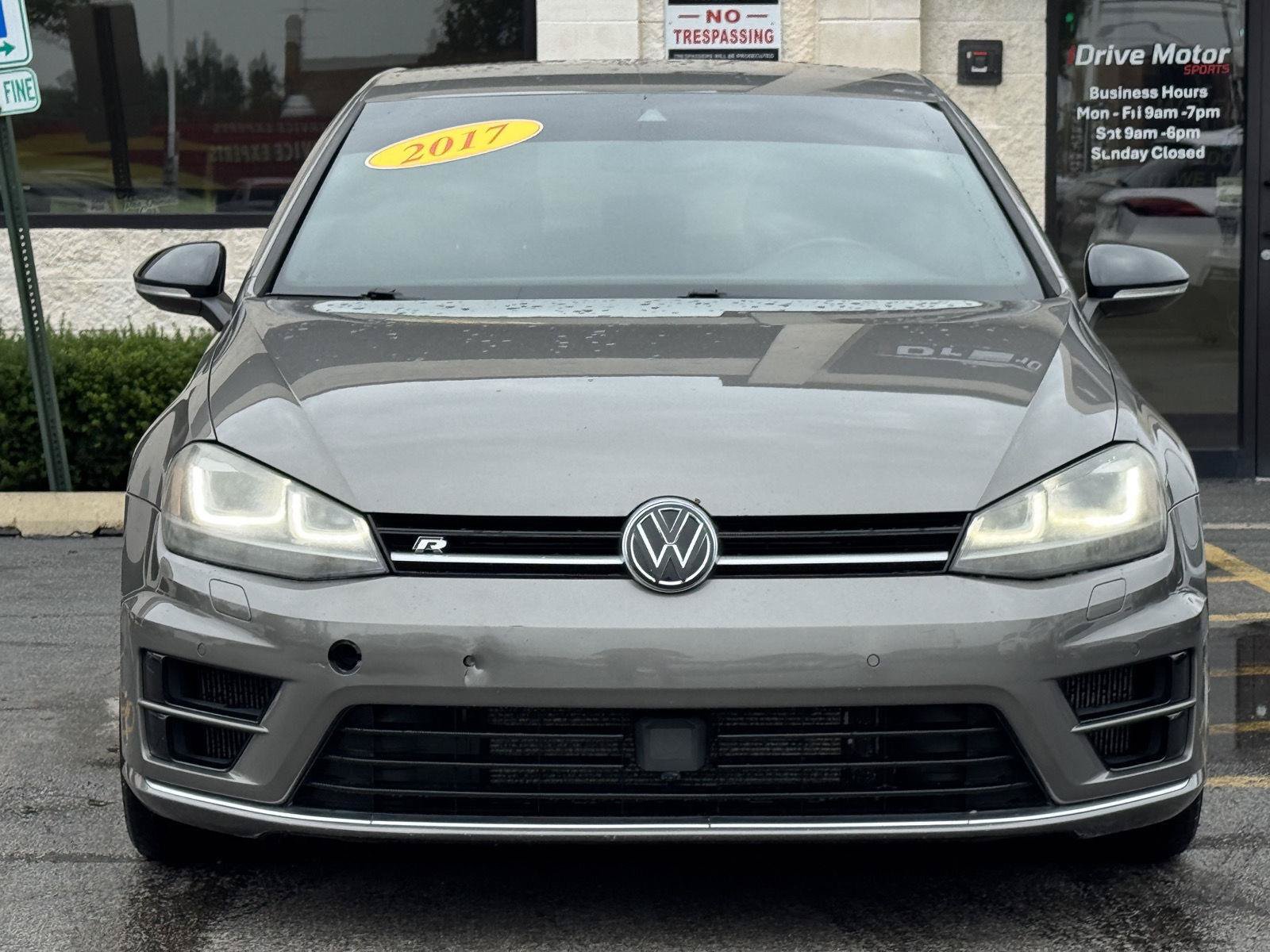 Used 2017 Volkswagen Golf R 4-Door AWD/4WD image 15